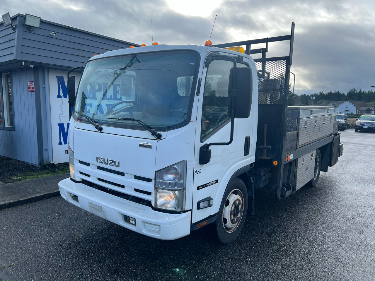 2010 ISUZU NQR/NRR