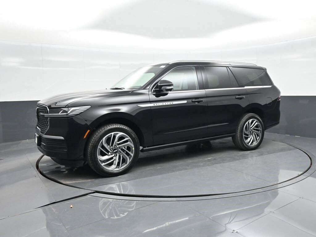 2025 LINCOLN Navigator