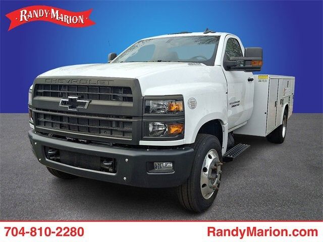 2023 GMC Silverado Medium Duty