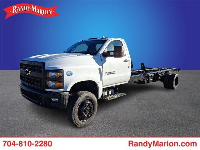 2023 GMC Silverado Medium Duty