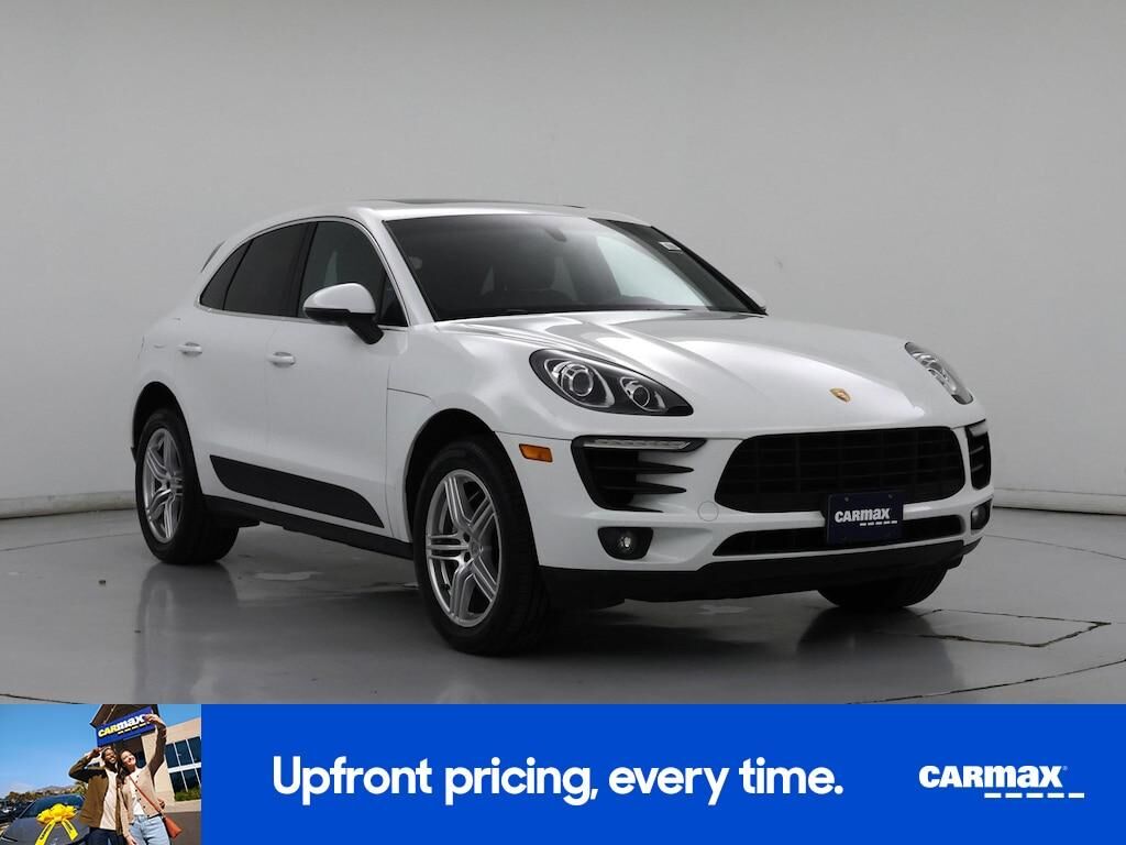 2015 PORSCHE Macan