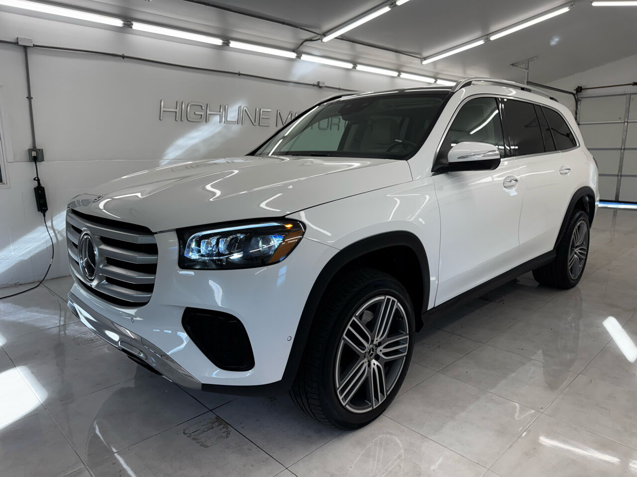 2024 MERCEDES-BENZ GLS-Class