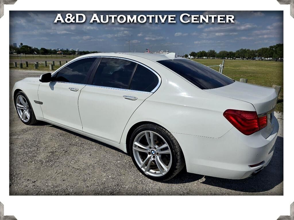 2011 BMW 7 Series