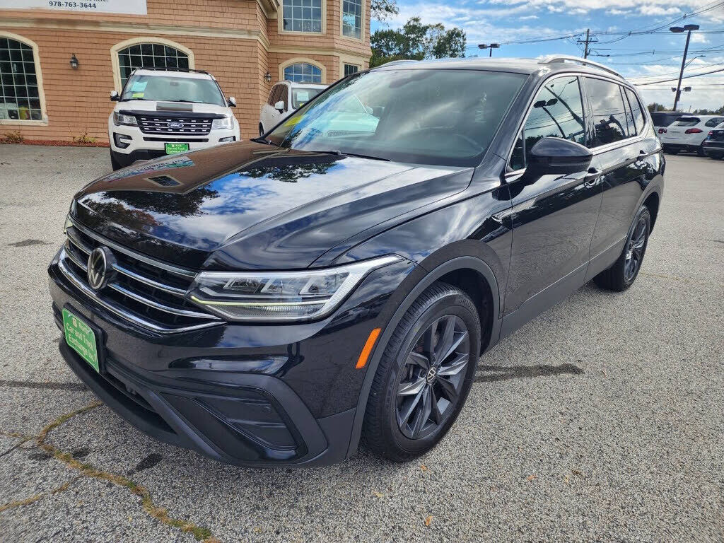 2022 VOLKSWAGEN Tiguan