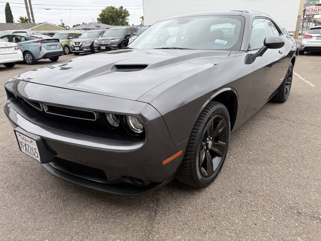 2020 DODGE Challenger