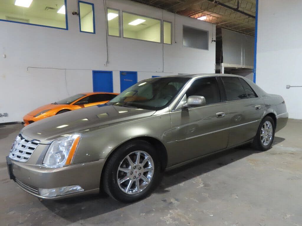 Cadillac DTS