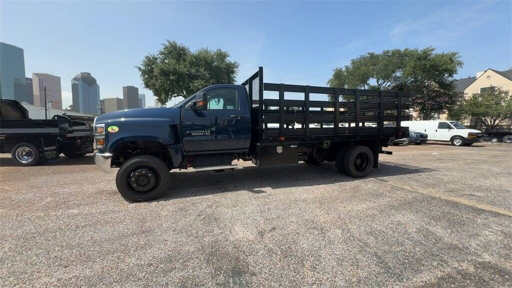 2024 GMC Silverado Medium Duty