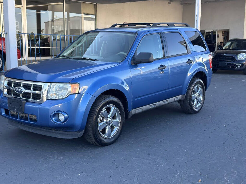 2009 FORD Escape