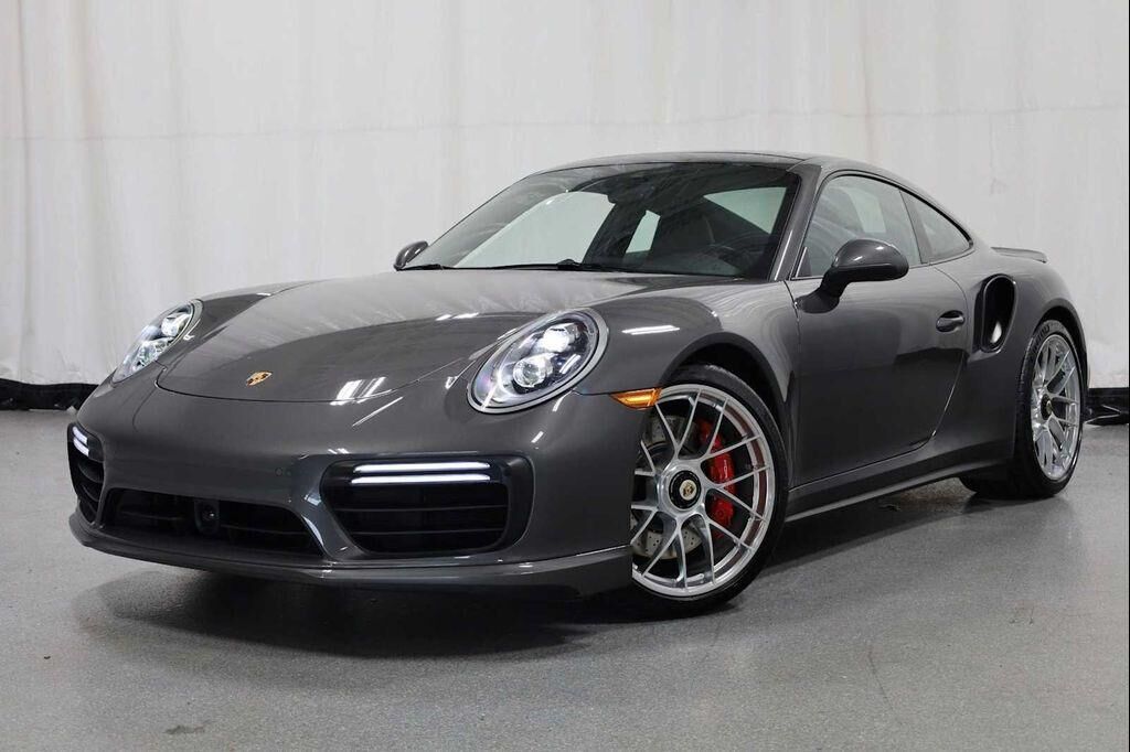 2019 PORSCHE 911