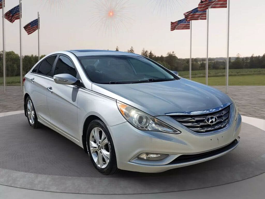 2013 HYUNDAI Sonata