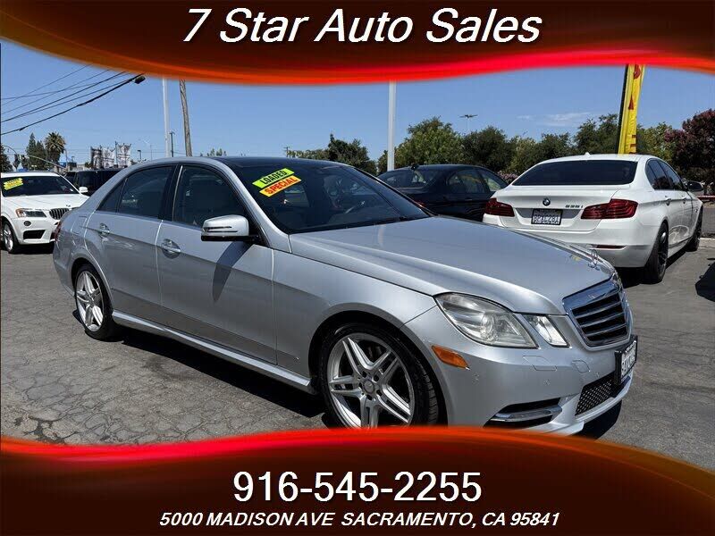 2013 MERCEDES-BENZ E-Class