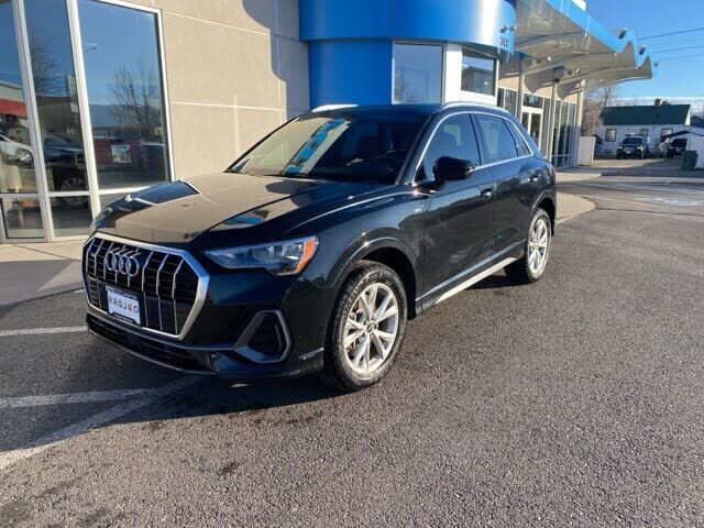 2022 Audi Q3