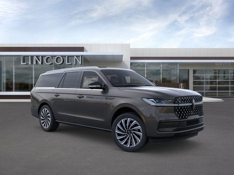 2025 LINCOLN Navigator L