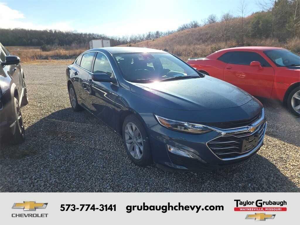 2025 CHEVROLET Malibu