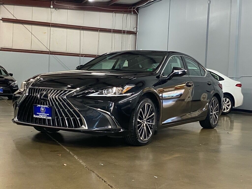 2023 LEXUS ES