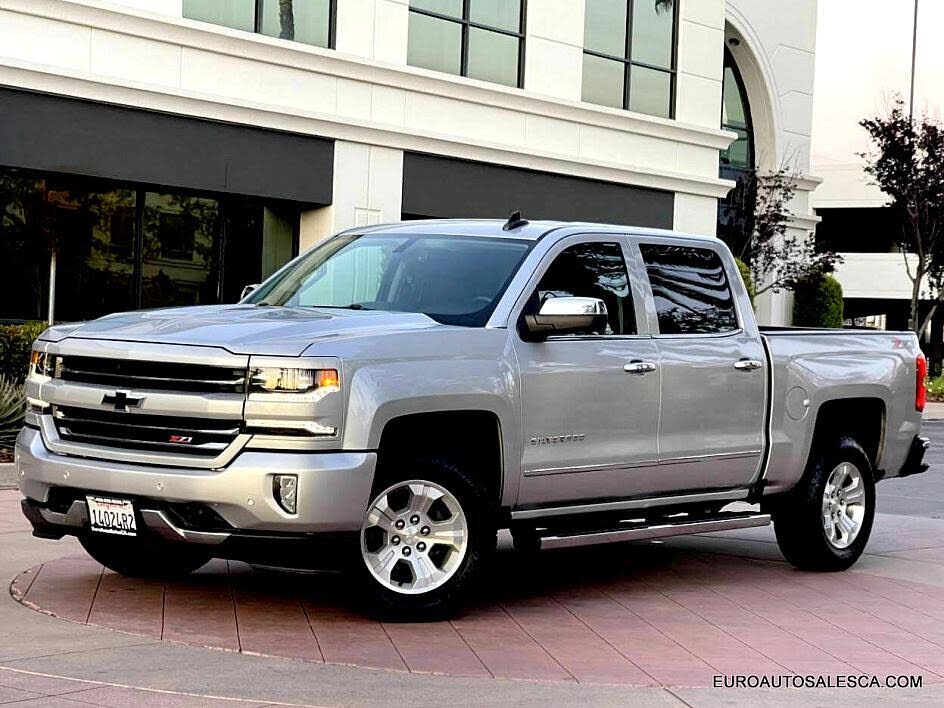 2018 CHEVROLET Silverado