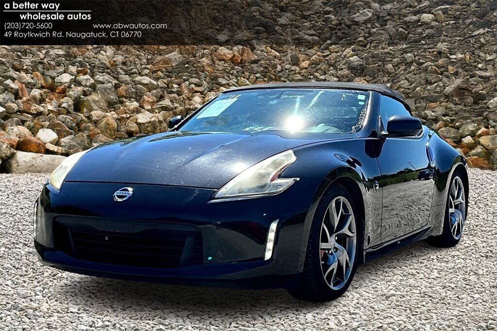 2014 NISSAN 370Z