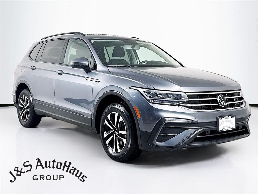 2022 VOLKSWAGEN Tiguan