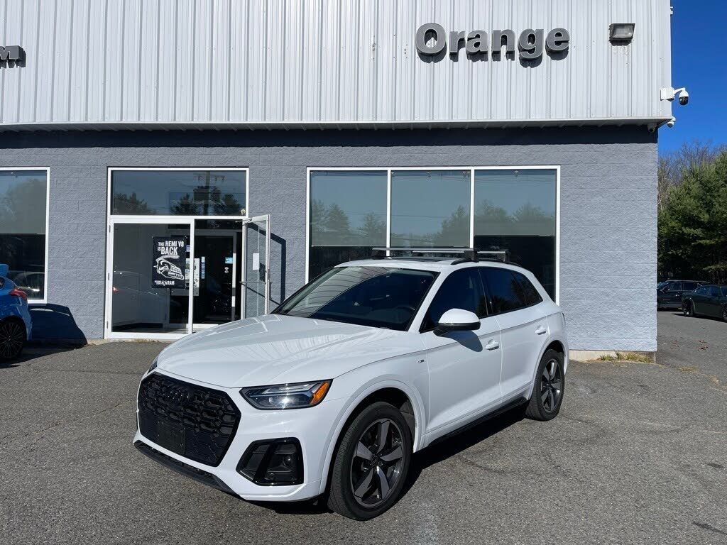 2022 AUDI Q5