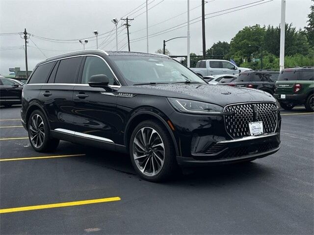 2025 LINCOLN Aviator
