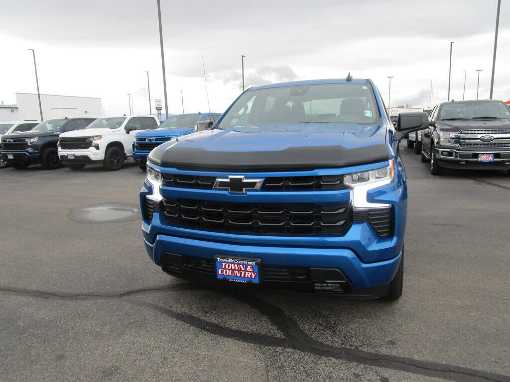 2024 CHEVROLET Silverado