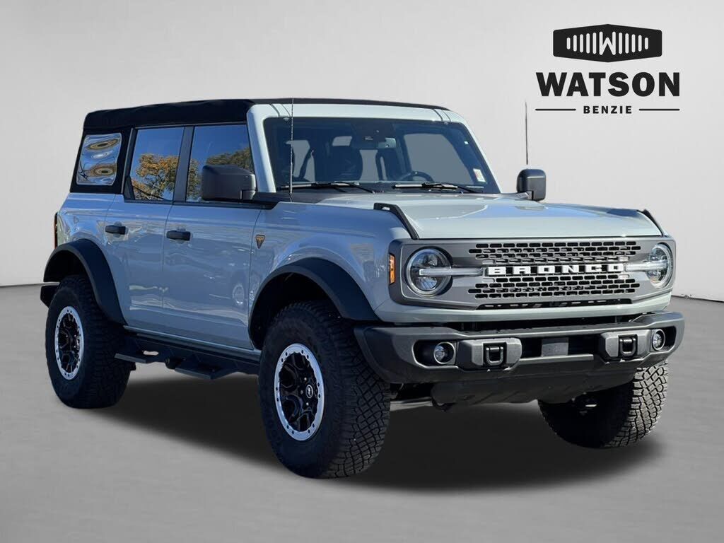2023 FORD Bronco