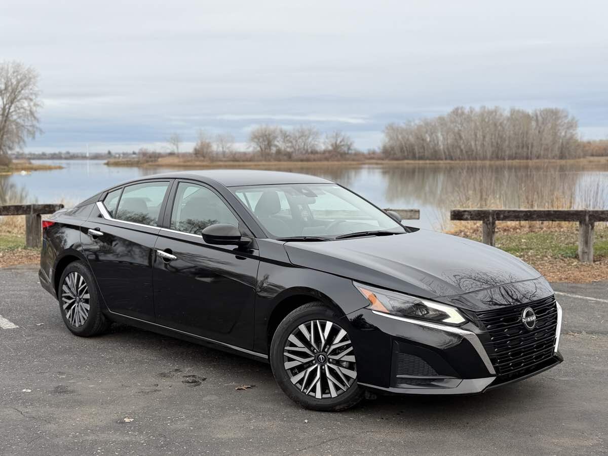 2024 NISSAN Altima