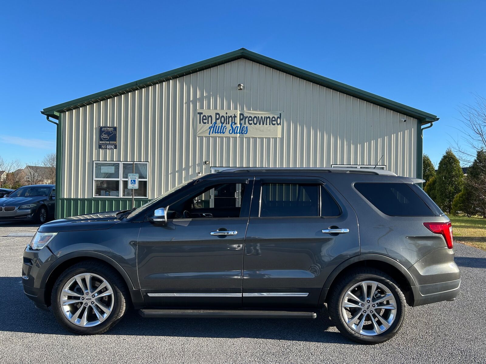 2019 FORD Explorer