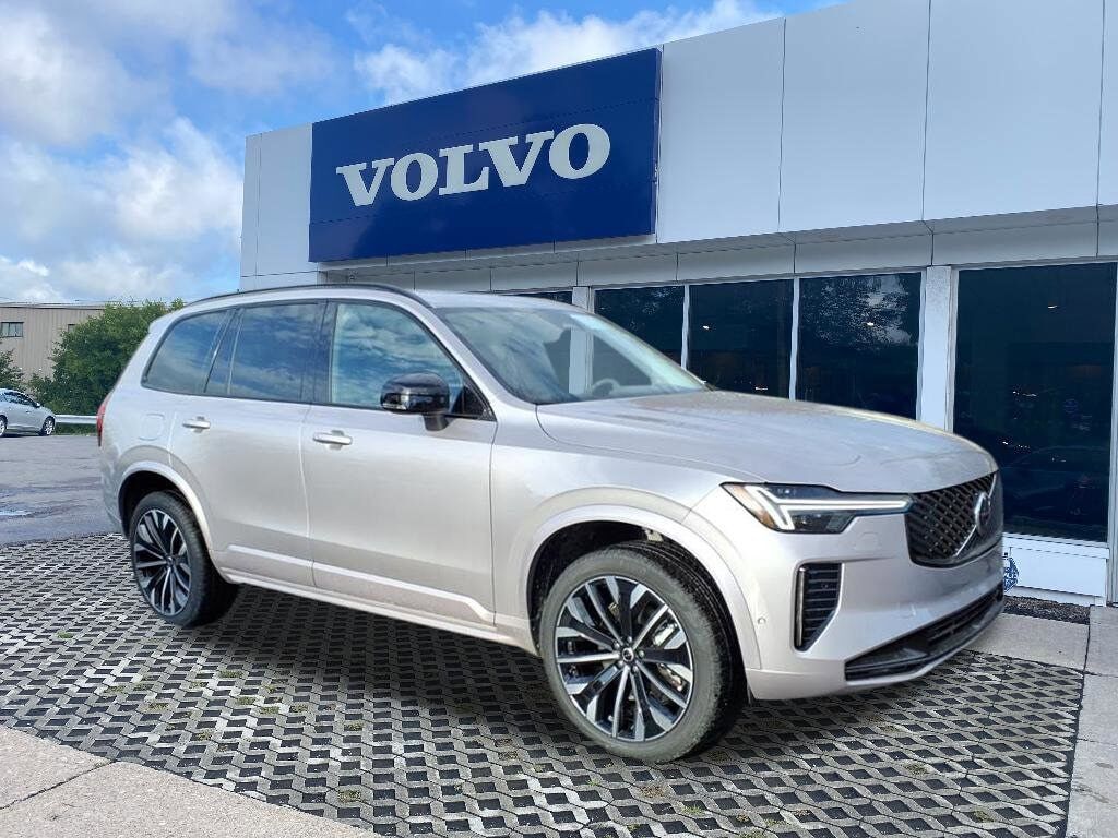 2026 VOLVO XC90