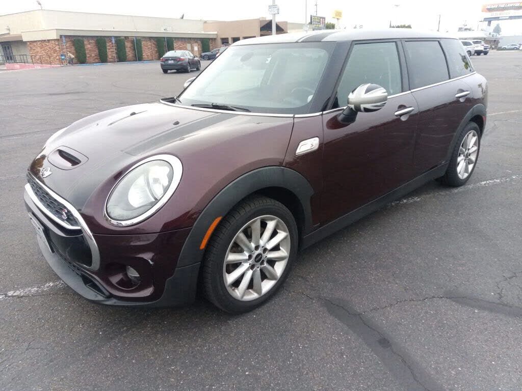 2016 MINI Clubman
