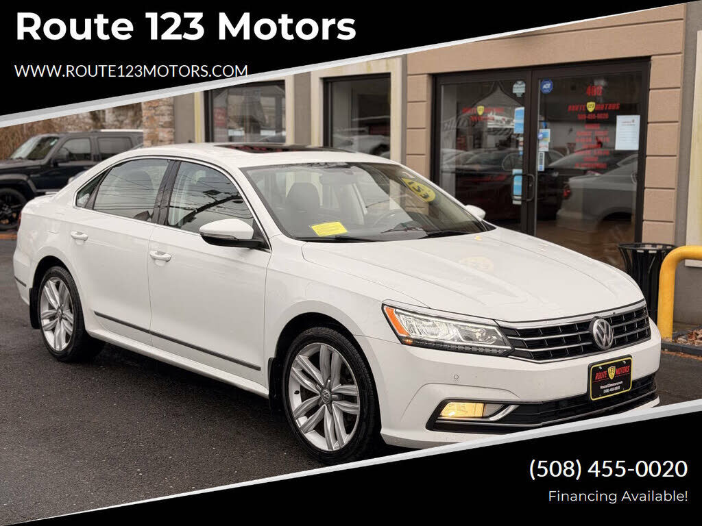 2017 VOLKSWAGEN Passat