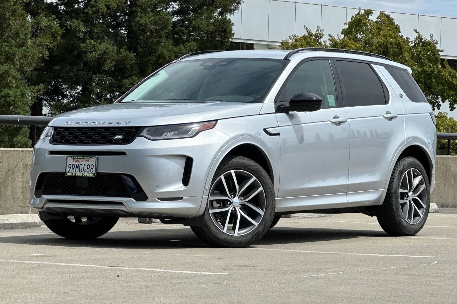 2024 LAND ROVER Discovery Sport