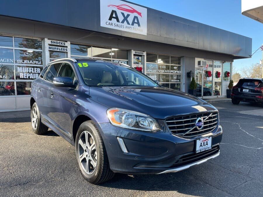2015 VOLVO XC60