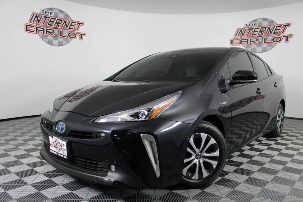 2022 TOYOTA PRIUS