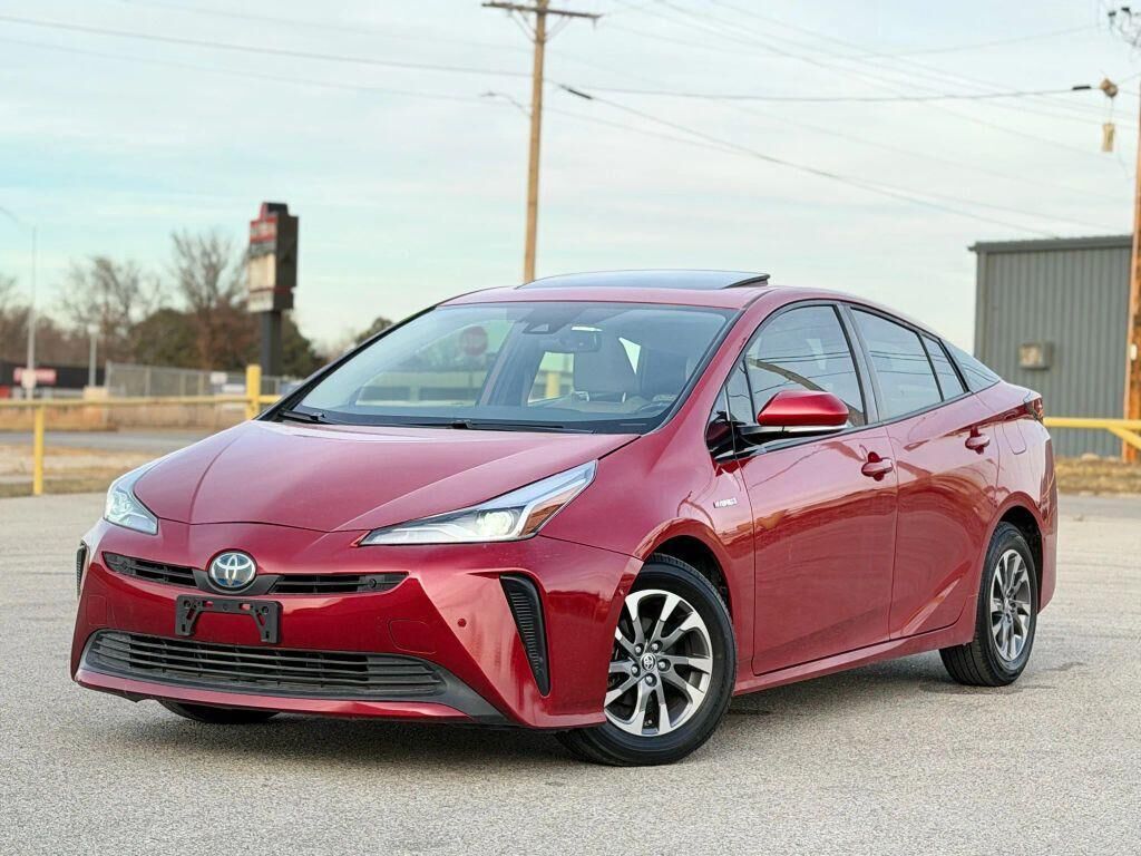 2019 TOYOTA PRIUS