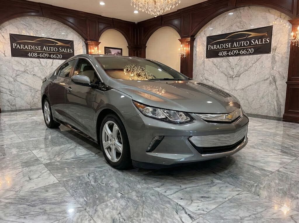 2017 CHEVROLET Volt