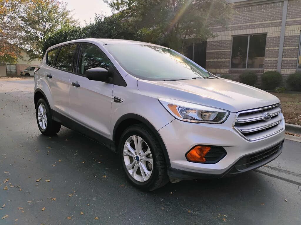 2017 FORD Escape