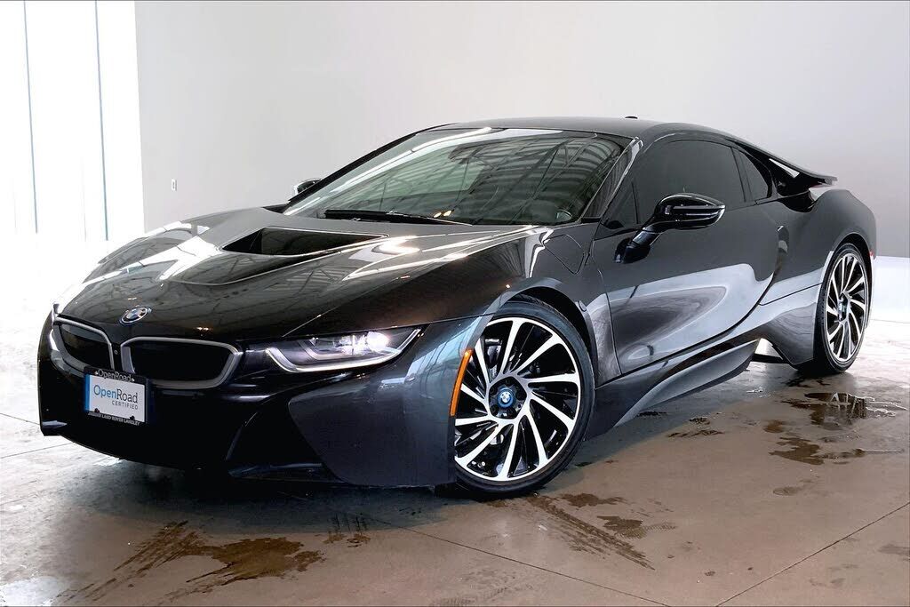BMW i8