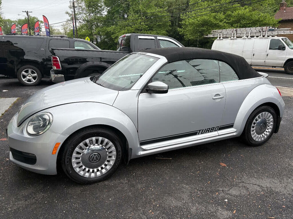2016 VOLKSWAGEN Beetle
