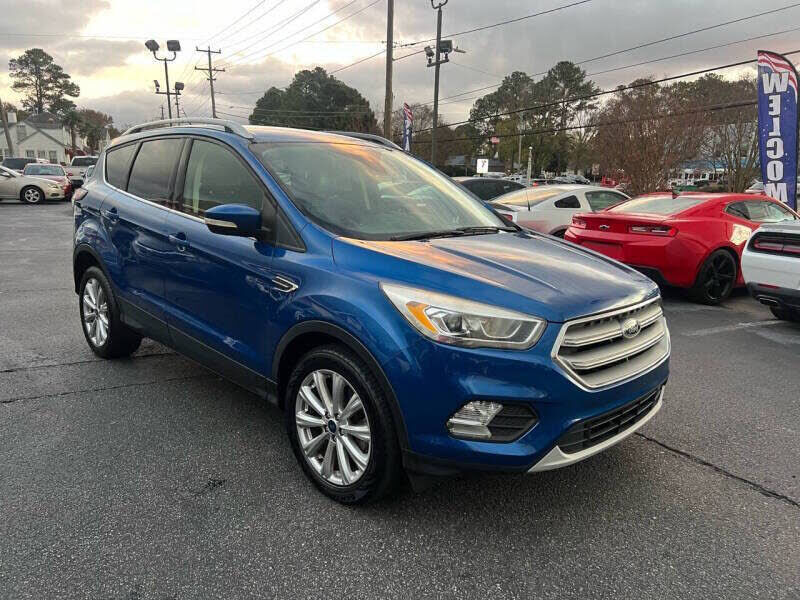 2017 FORD Escape