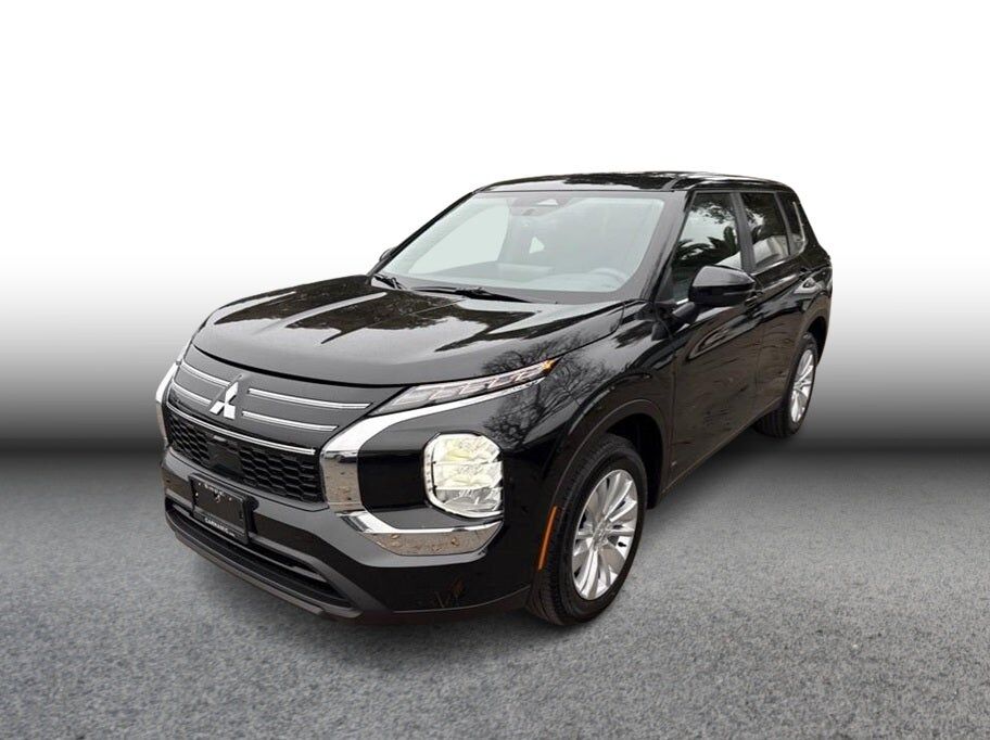 2026 MITSUBISHI Outlander