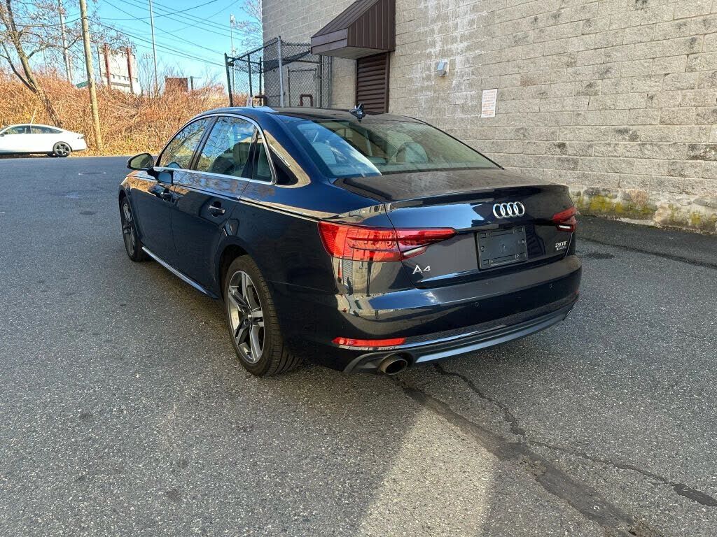 2017 Audi A4