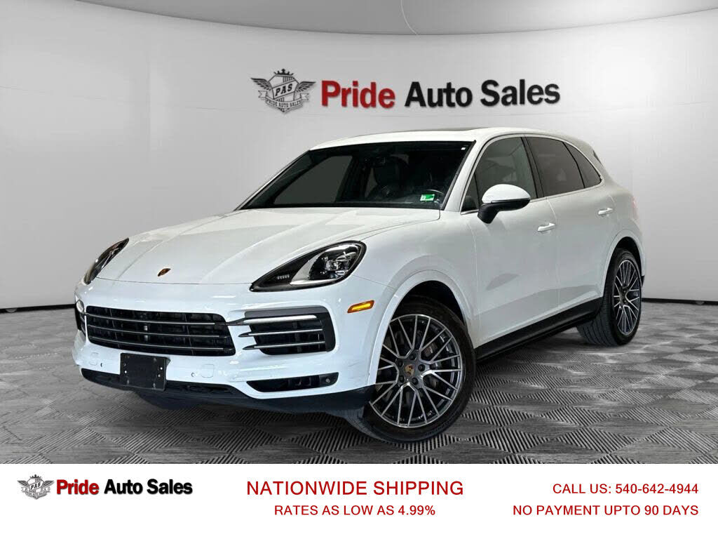 2022 PORSCHE Cayenne