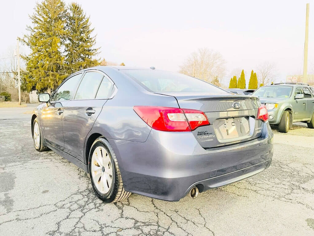 2015 SUBARU Legacy