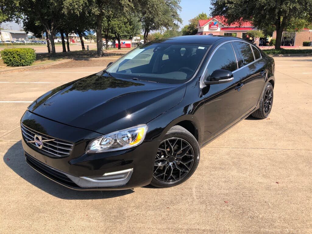 2016 VOLVO S60