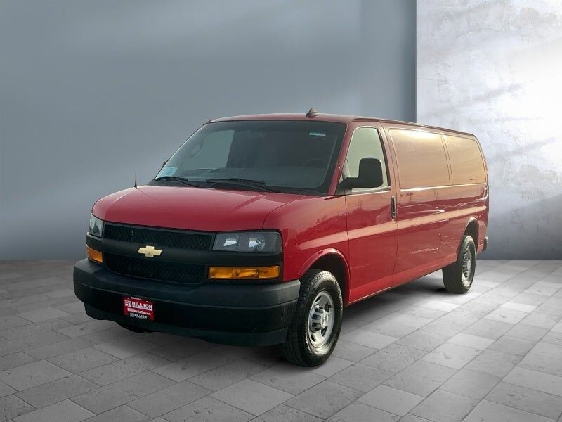2020 CHEVROLET Express