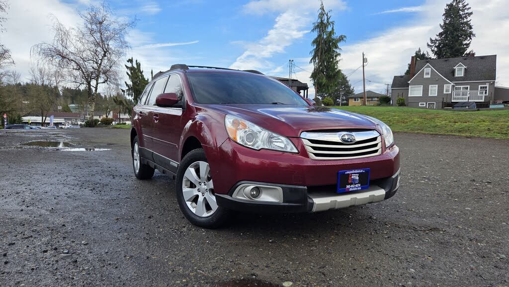 2011 SUBARU Outback