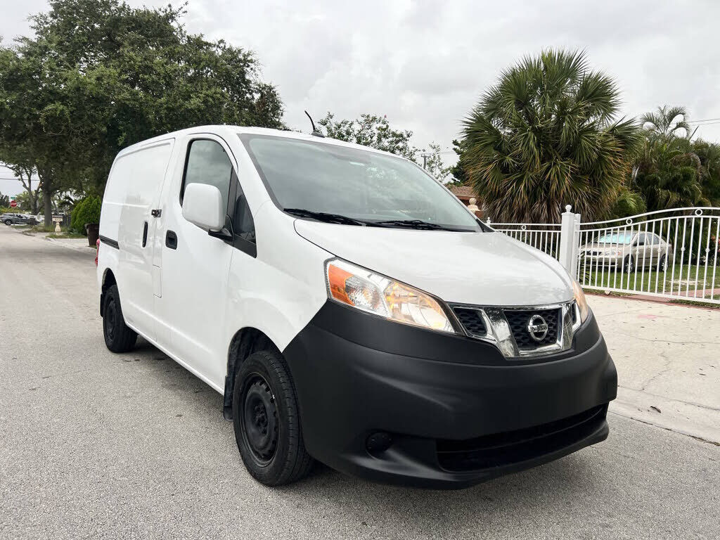 Nissan NV200