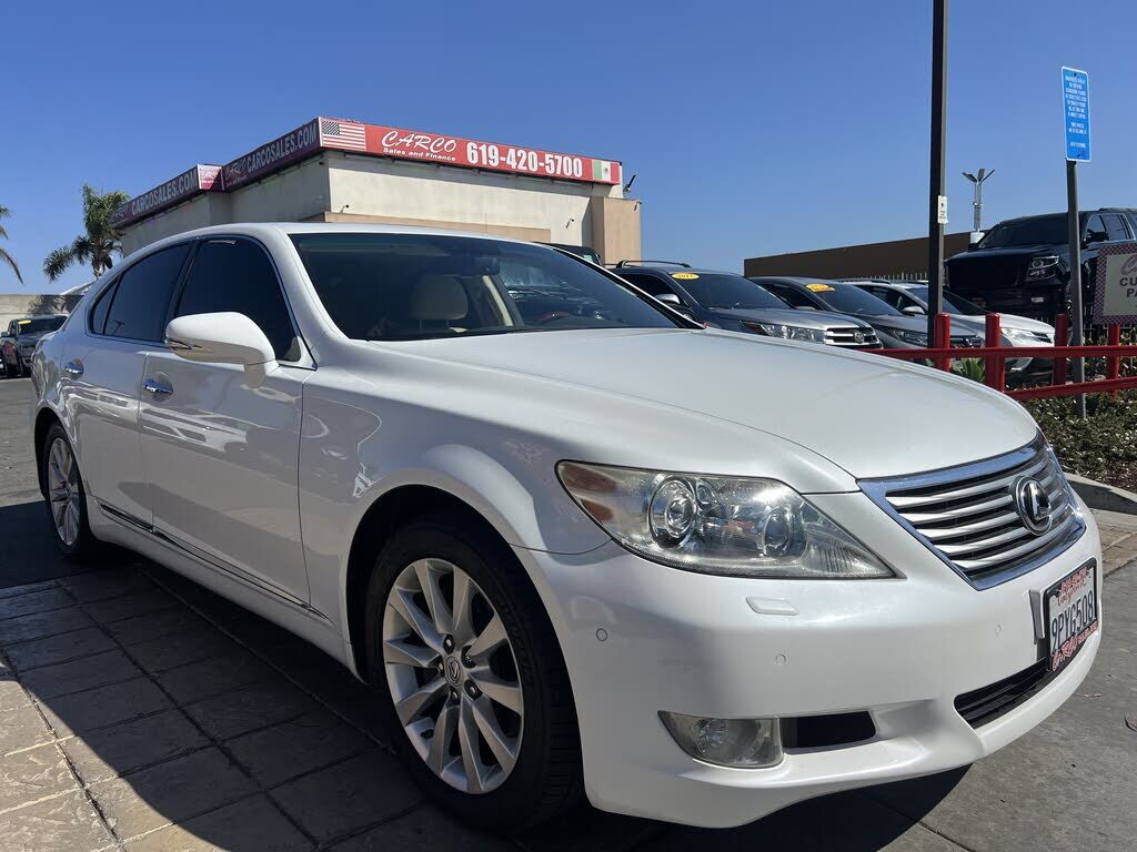 2012 LEXUS LS
