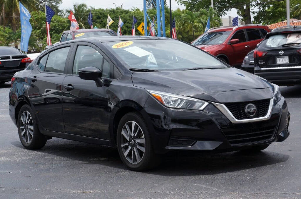 2021 NISSAN Versa
